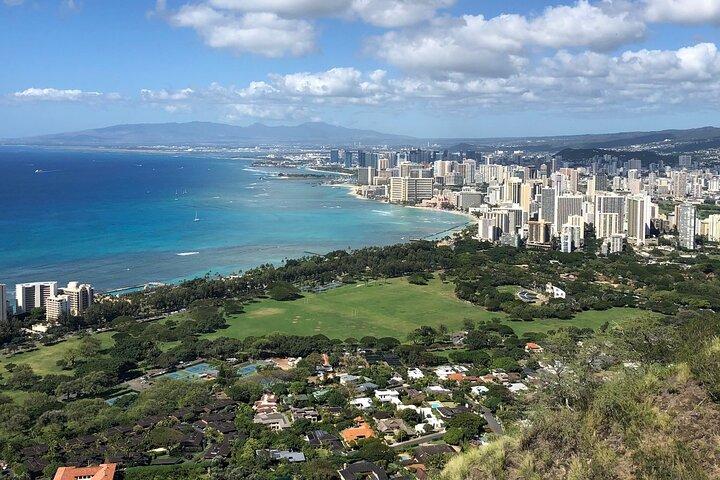 Diamond Head Hiking Tour with Ticket and Reservation Inclusion