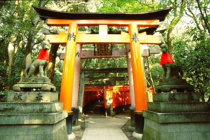 Private eBike Tour Exploring Fushimi with Torii Red Gate Ride
