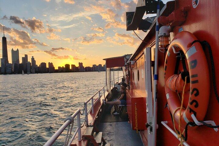Historical and Architectural Chicago Fireboat River & Lake Cruise