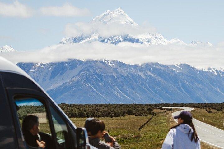 Mt Cook Full-Day Small Group Tour from Queenstown