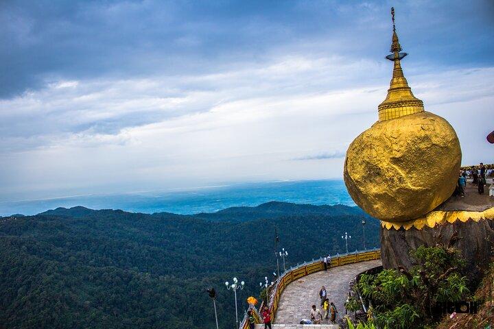 2-Day Private Tour : Explore the Golden Rock at Kyaikhtiyo