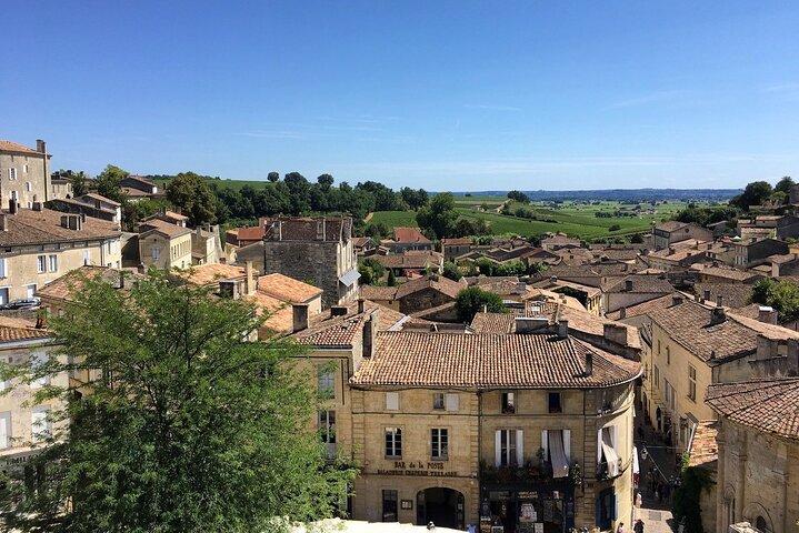 Bordeaux Wine Trails: Saint Emilion Full Day Wine and Bike Tour