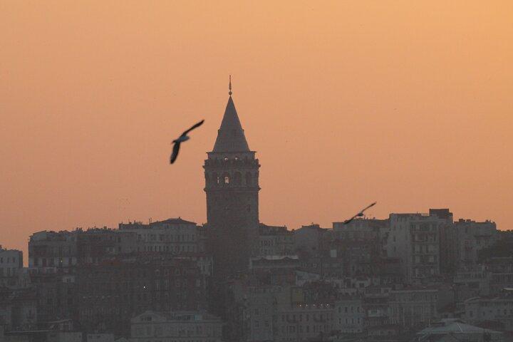 Istanbul IST Airport Economy Minivan Transfer