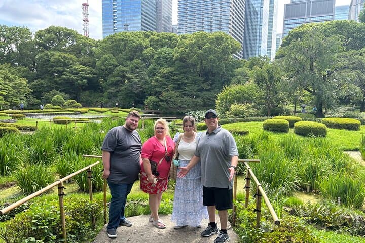 Shuttle Van 4hr Tokyo Tour to-and-from Tokyo, Yokohama and Narita