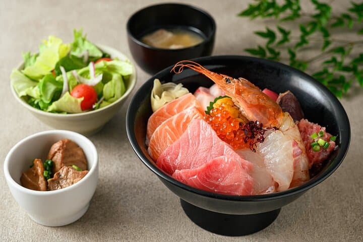 Tokyo Seafood Buffet Meal with Optional Tuna Filleting Show