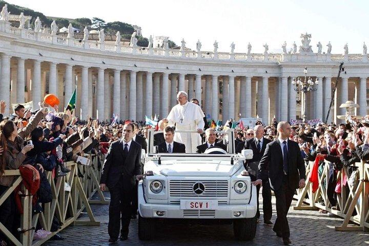 Papal Audience in Rome with Pope Leo XIV - Private Tour
