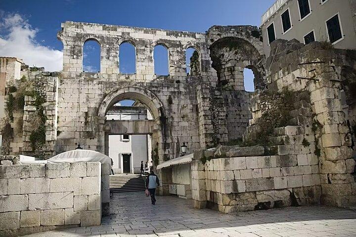 Split Old City Diocletian Palace Group Walking Tour