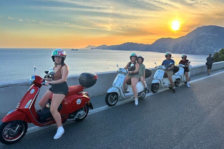 Authentic Vespa Tour of Amalfi Coast : Positano & Ravello visit
