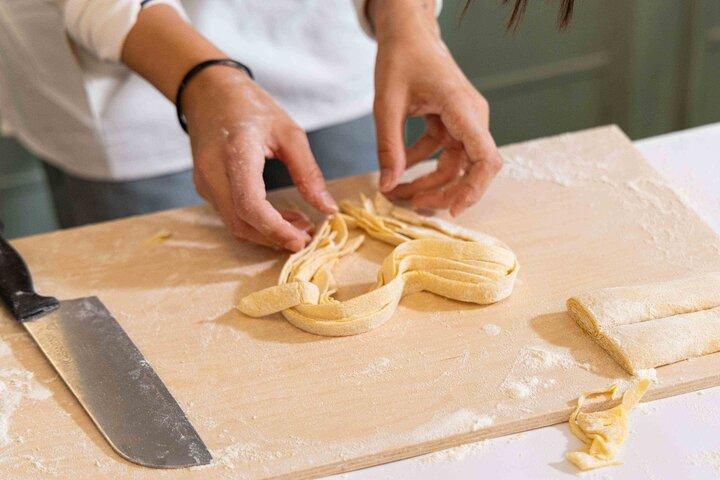 Fun Fettuccine, Ravioli & Tiramisu Cooking Class in Rome