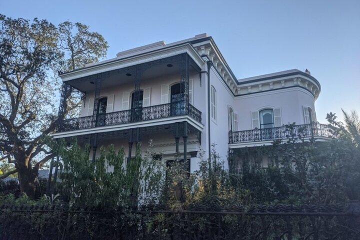 Self Guided Walking Tour of New Orleans' Historic Garden District
