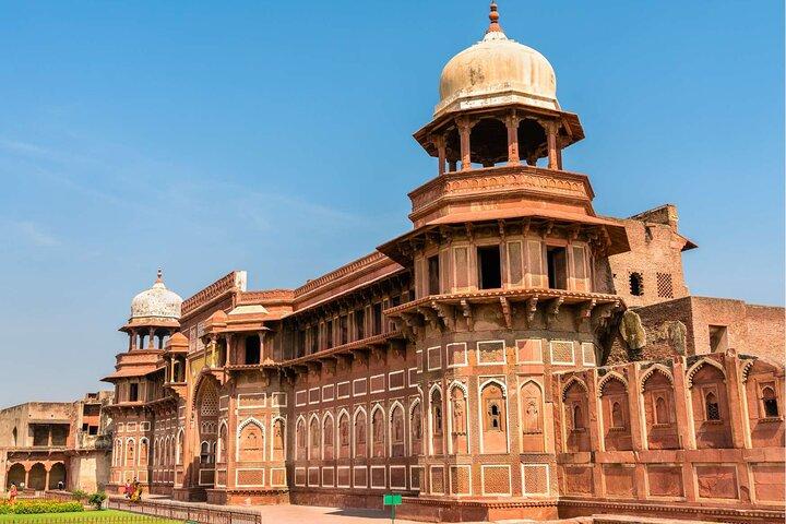 Agra Fort Skip-the-line ticket with Full Guided Tour