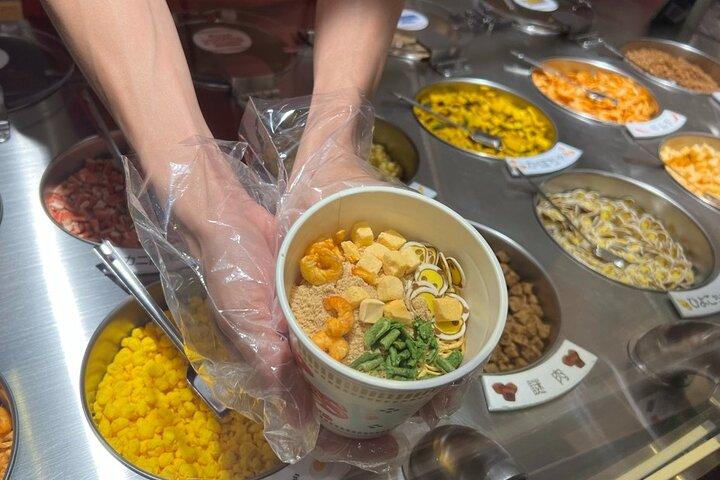 Yokohama: Create Your Own Cup Noodles & Chinatown Walk