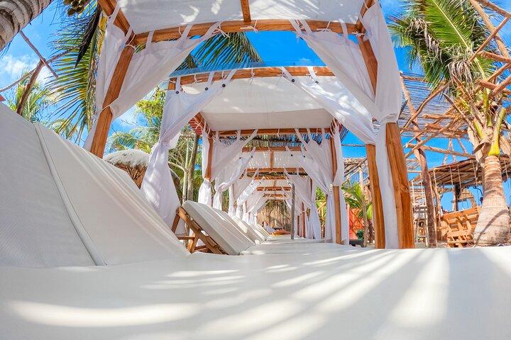 Playa Blanca Barú: VIP Access to Mambo Beach Club