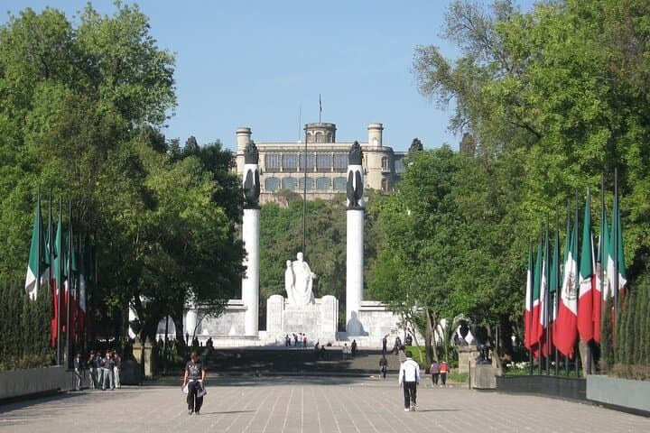 Chapultepec Castle Tour: Walk Through Gardens, History, and Views