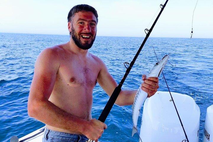 4 Hour Deep Sea Fishing, Trolling, Casting in Dubai