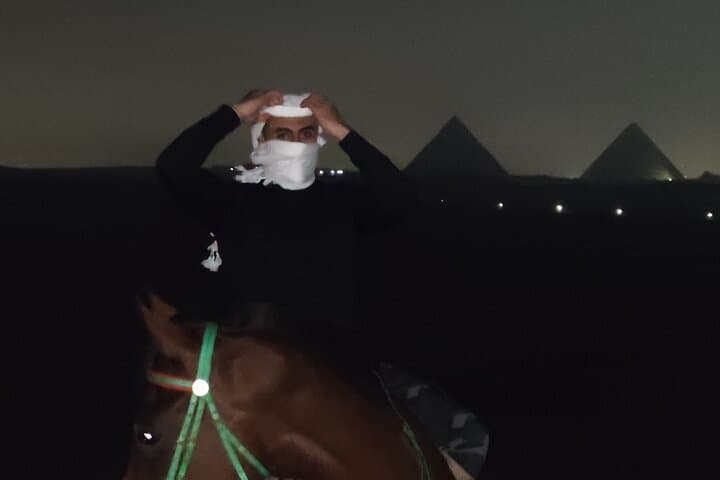 Half Day Tour to Giza Pyramid,Sphinx ,inside pyramid,Camel,lunch