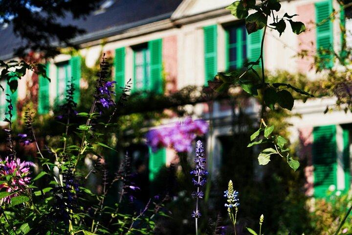 Private Tour of Claude Monet from Paris to Giverny and Vernon