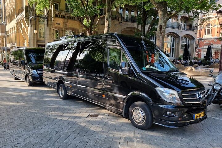 1-15 pers private minibus rental / hire in Amsterdam with driver