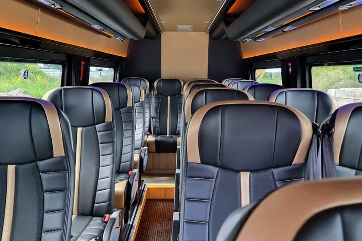 1-15 pers private minibus rental / hire in Amsterdam with driver