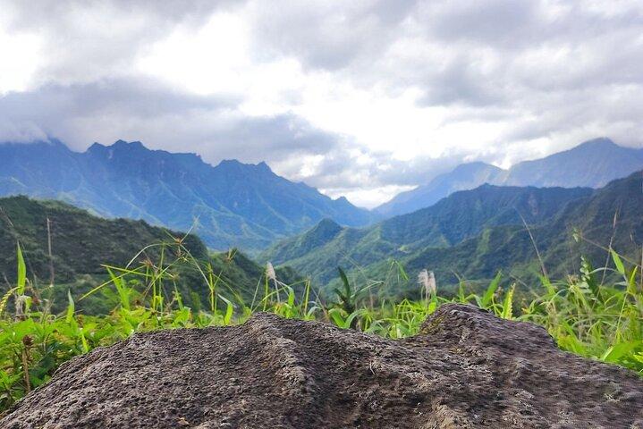 Crossing Over Tahiti Island Safari 4x4