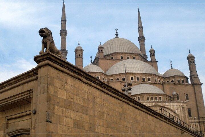 Day Tour to Egyptian Museum Citadel and Khan Khalili Bazaar
