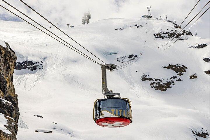 Private Car Tour to Mount Titlis, Engelberg & Lucerne from Zurich