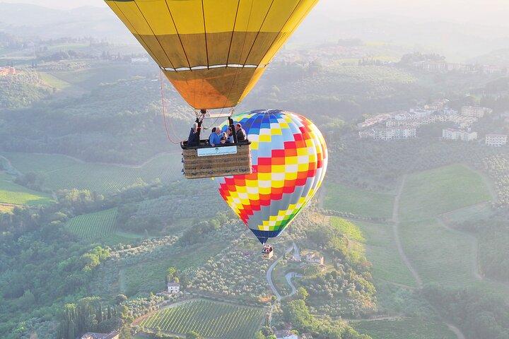 Private Hot Air Balloon to Pienza, Montalcino and Val D'orcia