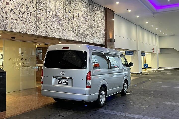 Private Transfer From Cruise Ship To Auckland Airport