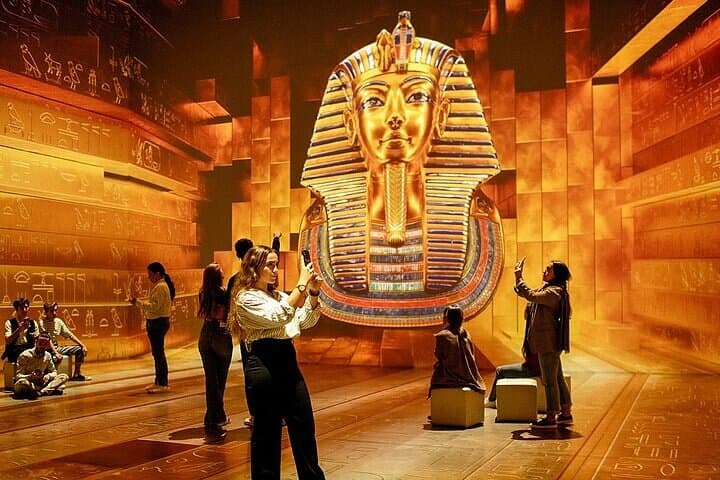 Full Day Private Tour to Giza Pyramids and Grand Egyptian Museum