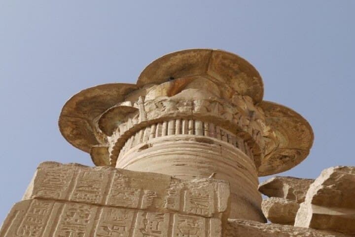 Deir El Medina, Habu Temple Shared Tour from Luxor with Lunch
