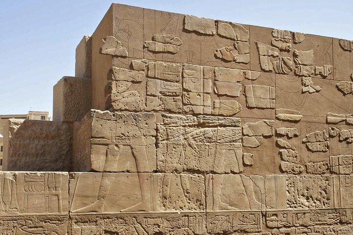 Guided tour to Karnak and luxor Temples From Luxor With Pickup