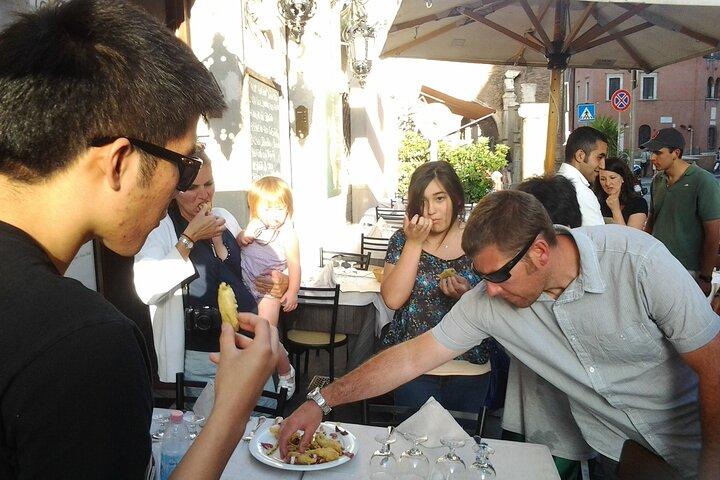 Rome Jewish Ghetto and Campo de' Fiori Guided Food and Wine Tour