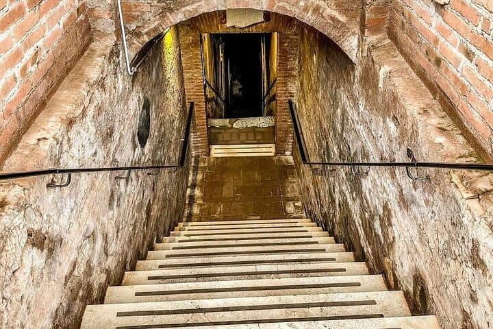 Rome: Catacombs Guided Tour with Private Transfer