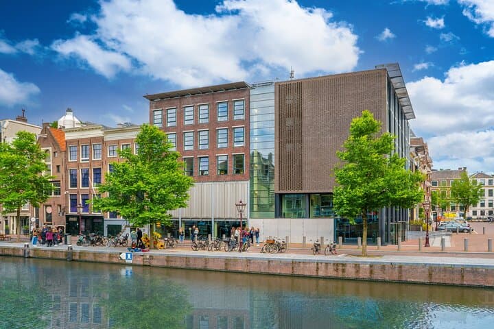 Anne Frank, Holocaust and Jewish History Museum Private Tour