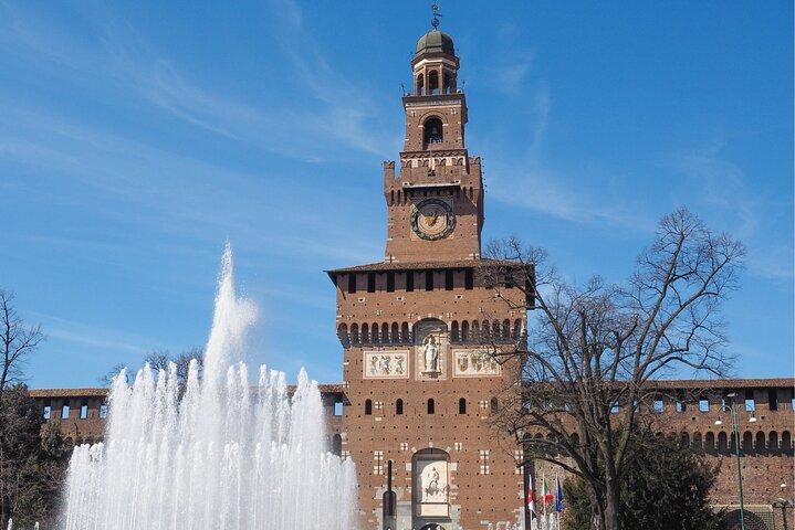 Milan Self-Guided City Walking Tour & Scavenger Hunt