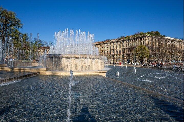 Milan Self-Guided City Walking Tour & Scavenger Hunt