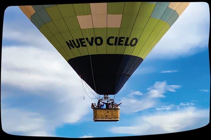 CDMX balloon flight, breakfast, pickup and visit to Teotihuacán