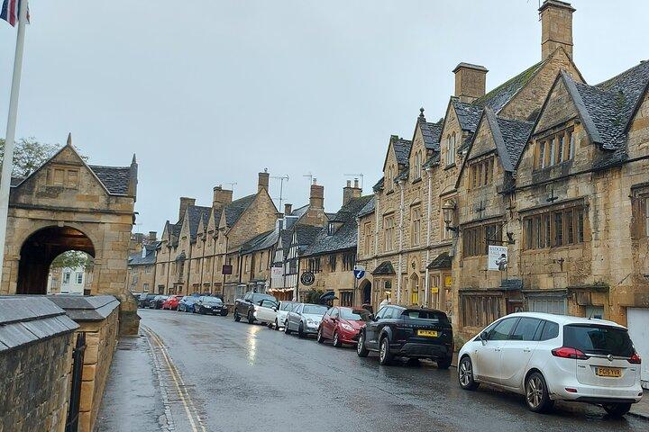 London: Explore the Cotswolds from London with Private Black Cab