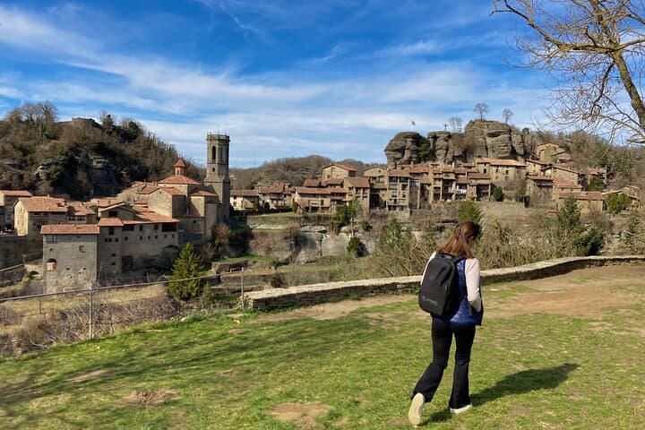 Medieval Towns and Nature Parks Exclusive Trip with Pickup