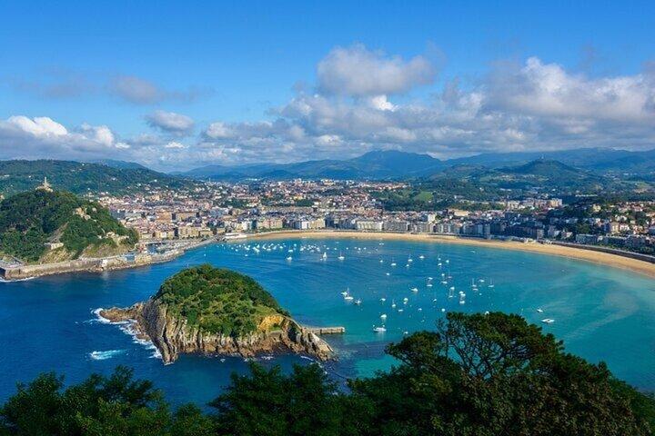 San Sebastian Must See Attractions Walking Tour With A Guide