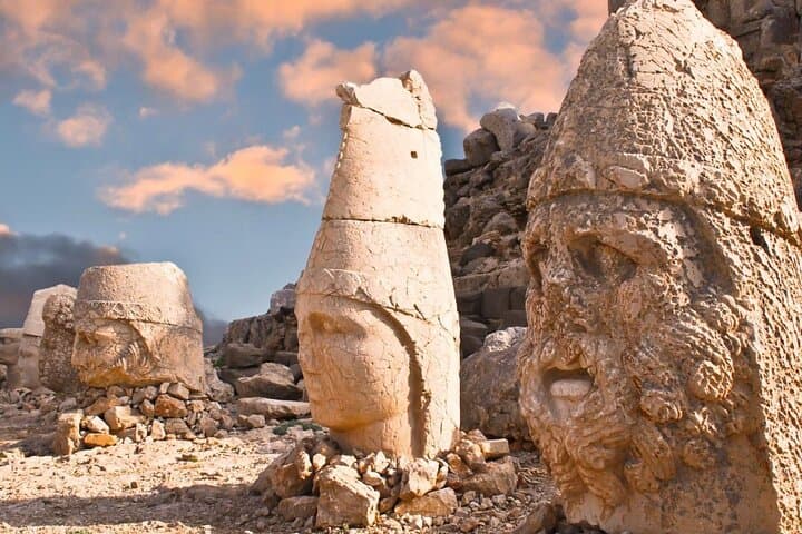 2-Day 1 Night Mount Nemrut Tour from Istanbul by Plane