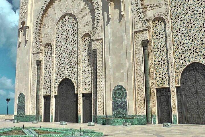 Casablanca Hassan II Mosque Guided Tour with Entrance Ticket