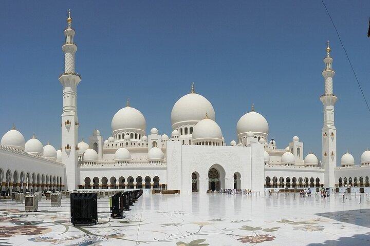 Private Transfer from Dubai to Abu Dhabi