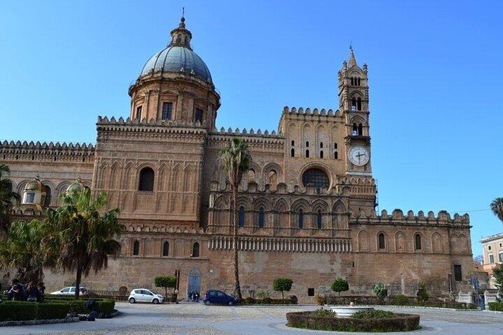 Palermo Historic Markets and Monuments Walking Tour With A Guide