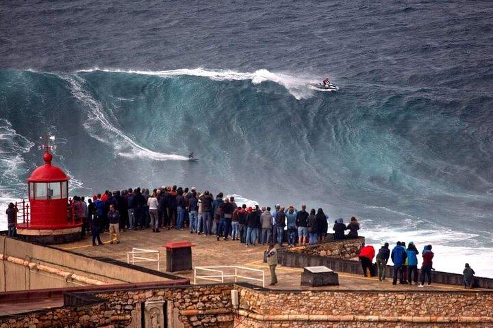 Private tour to Fátima, Nazaré, and Óbidos from Lisbon