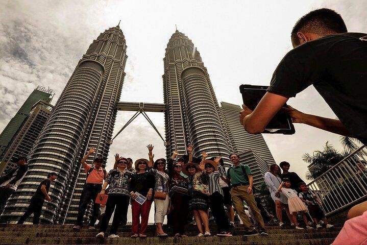 Private Kuala Lumpur Photographic Tour With Petronas Towers