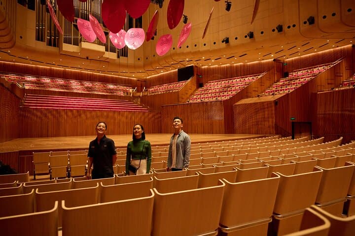 Sydney Opera House Guided Tour with Mandarin Language Guide