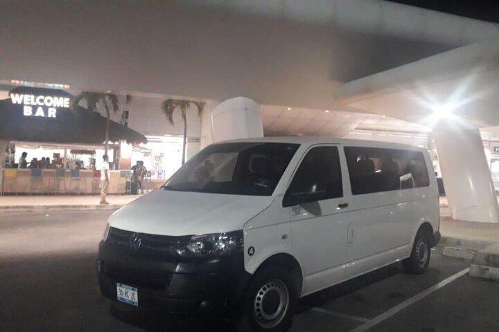 Private Roundtrip Transportation CUN Airport-Puerto Morelos