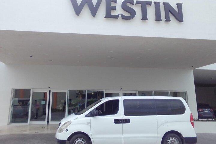 Private Roundtrip Transportation CUN Airport-Puerto Morelos