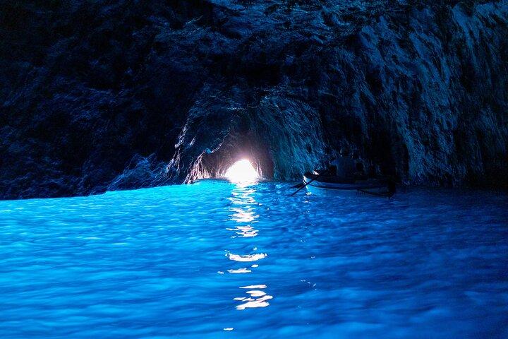 Small Group Tour to Blue Grotto, Anacapri and Capri